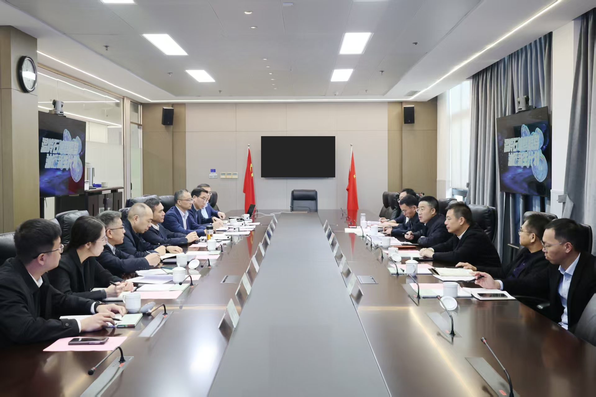 溫嶺市委書記、市長馬厲財一行到訪省二輕集團(tuán)