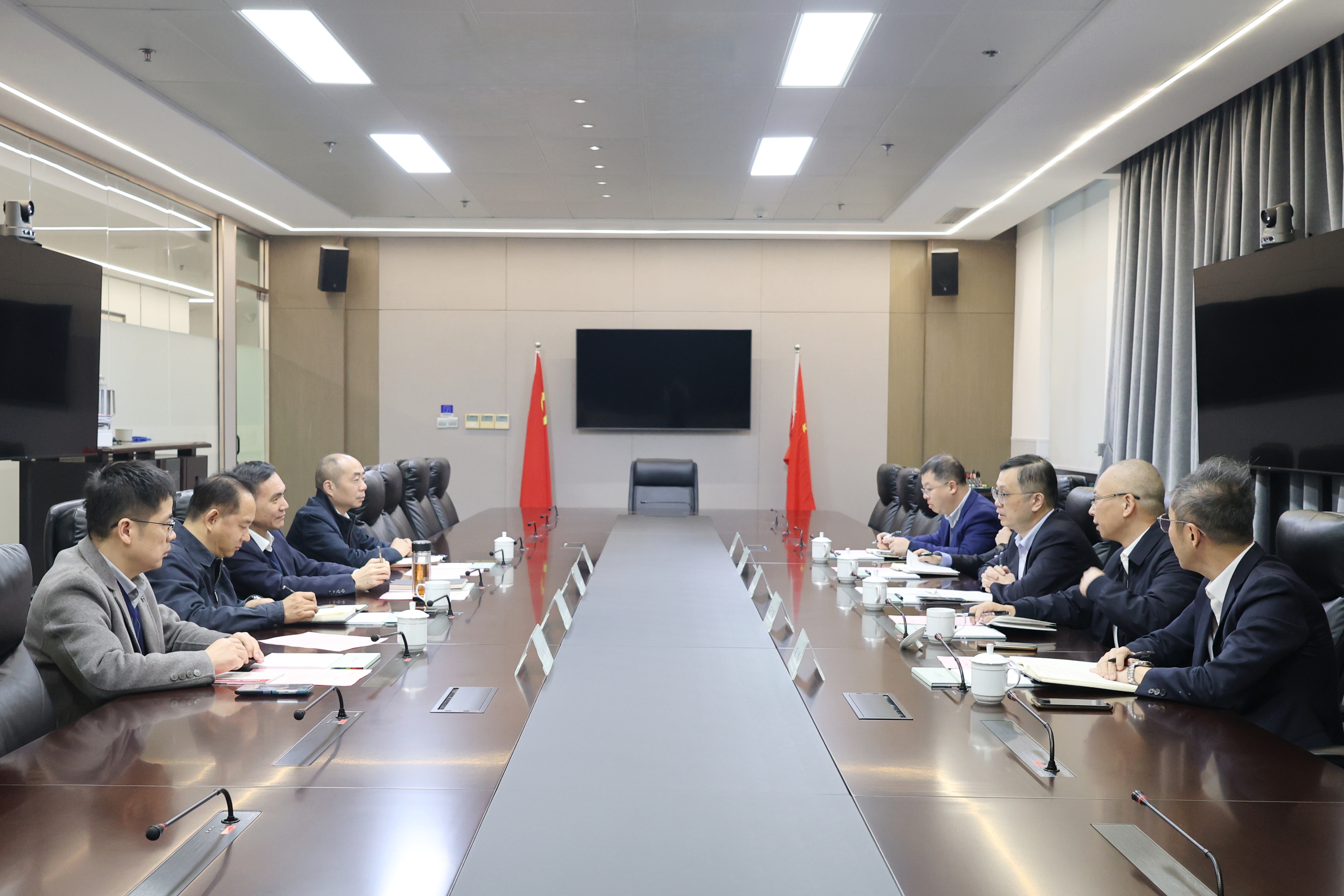 交通銀行浙江省分行行長宋濱一行到訪省二輕集團(tuán)