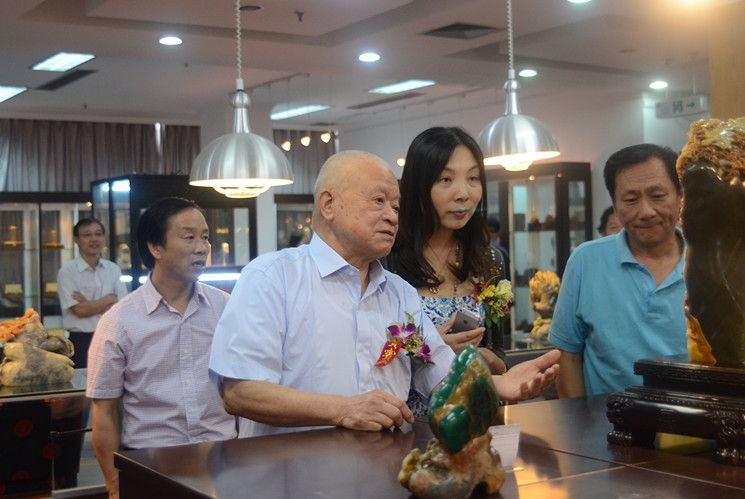 1484017836262589.jpg 201310211613041535.jpg