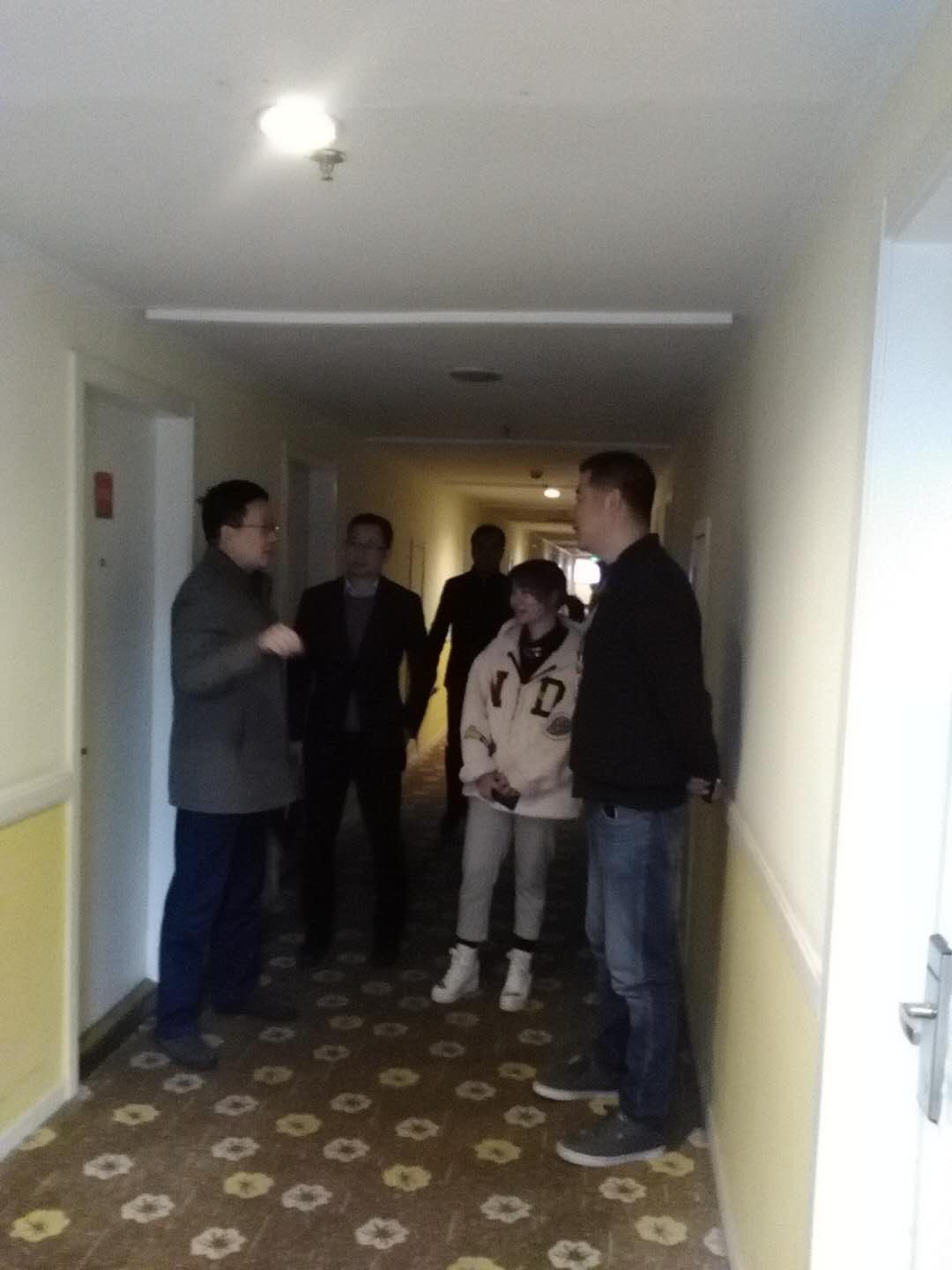 1517973704337997.jpg 4.jpg