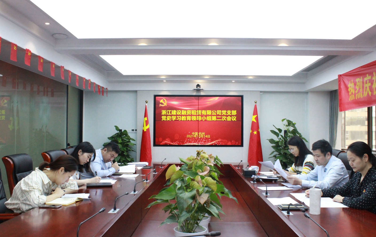 1634523606506848.jpg 0c57de902ecb82651317fb27725c32d.jpg