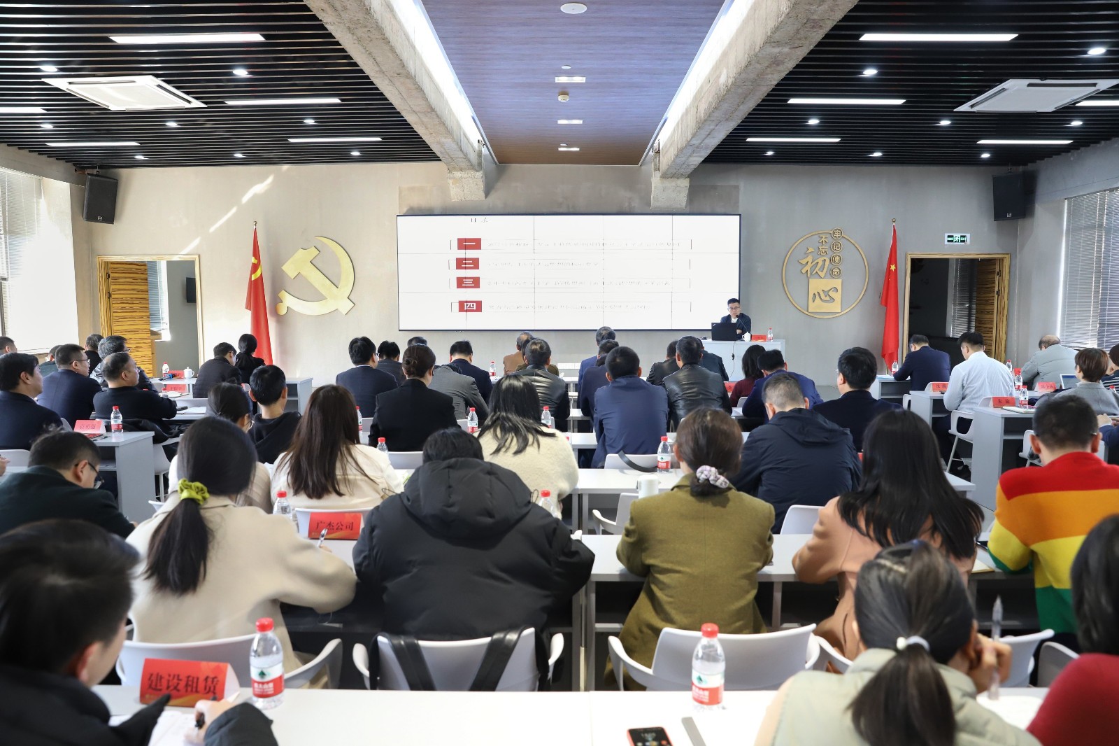 1637925382626265.jpg 1211.jpg