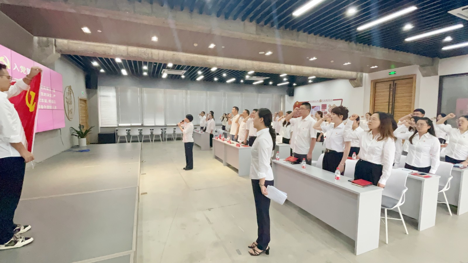 1720085839633186.jpg 1720085839633186.jpg