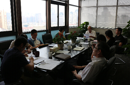 商業(yè)經(jīng)營(yíng)公司黨總支召開“三嚴(yán)三實(shí)”專題教育第二專題學(xué)習(xí)研討會(huì)