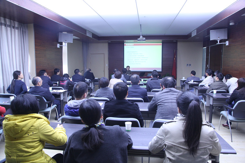 集團公司邀請浙商創(chuàng)投執(zhí)行總裁劉冬秋先生作互聯(lián)網(wǎng)+專題報告
