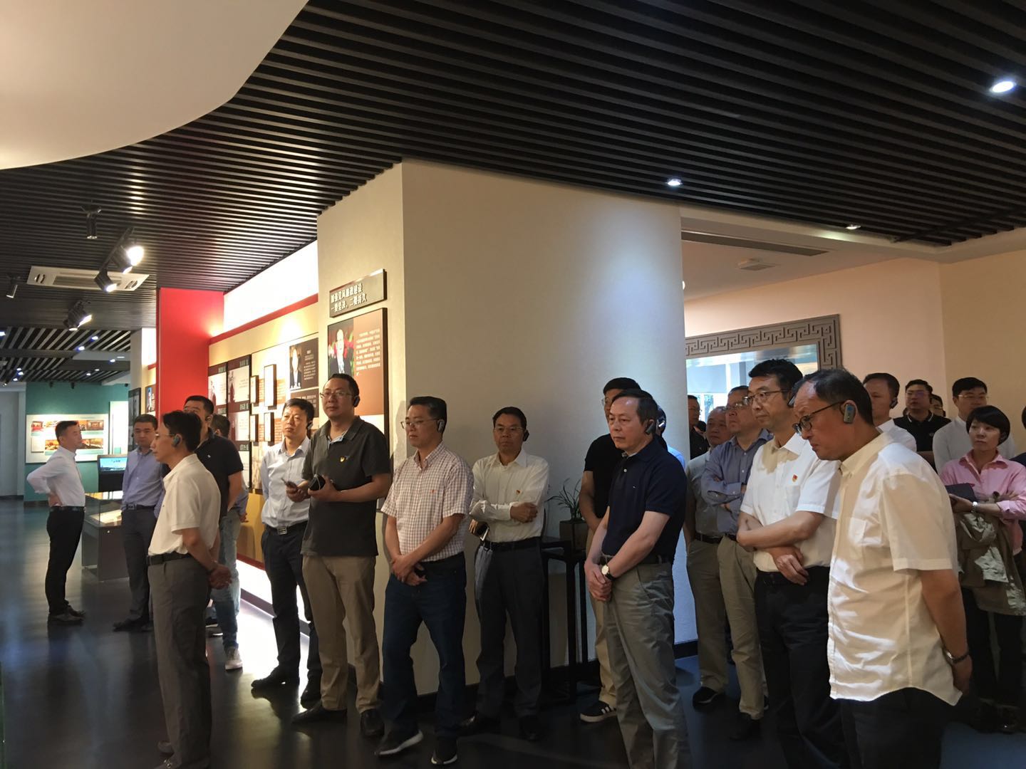 集團(tuán)公司組織干部參觀省法紀(jì)教育基地接受警示教育