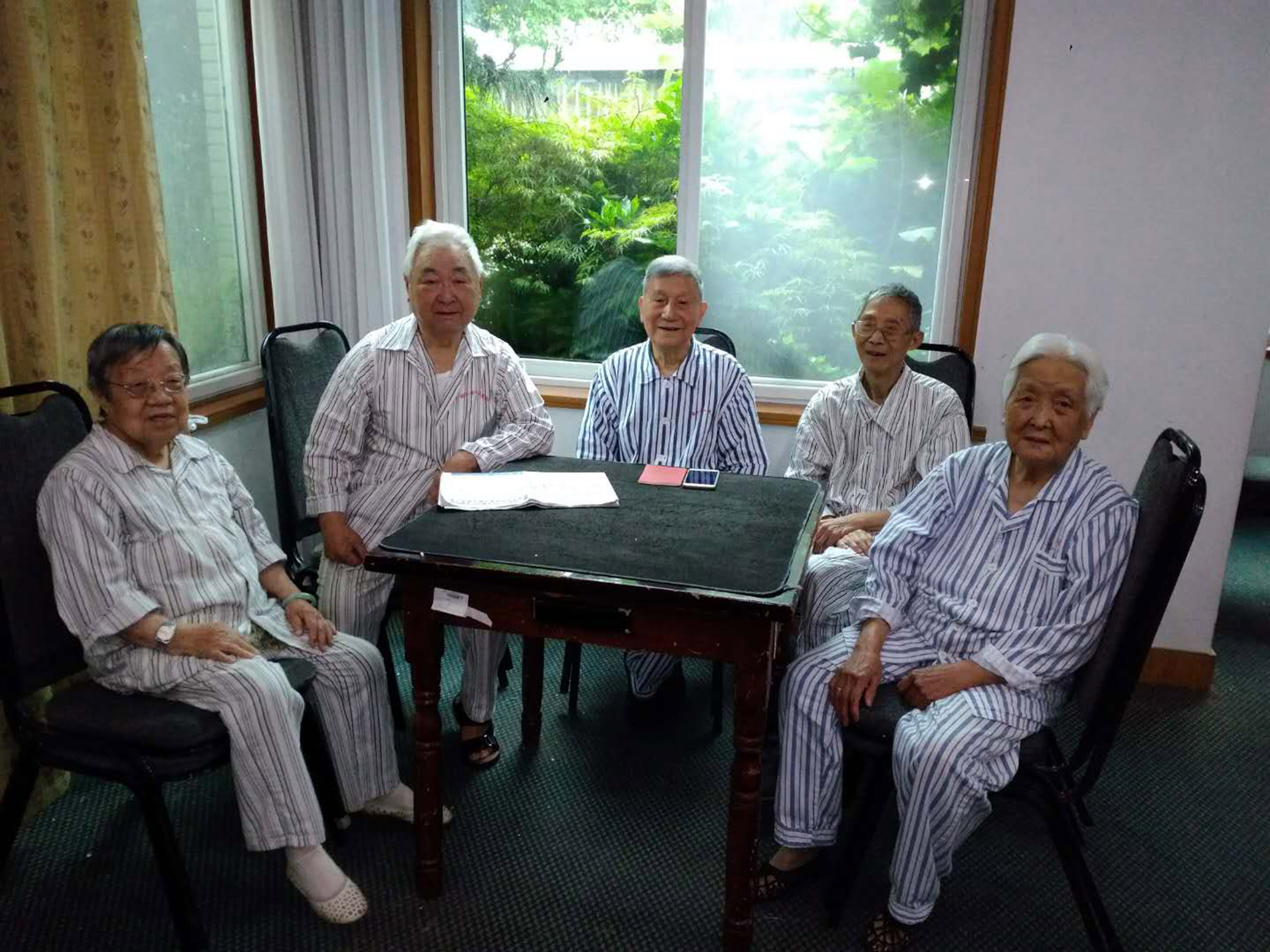 集團離休黨支部慶祝建黨98周年