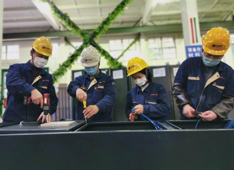 讓黨旗高高飄揚在 “保產(chǎn)能、保搬遷”的主戰(zhàn)場上——裝配支部“保產(chǎn)能、保搬遷”主題黨日活動側(cè)記