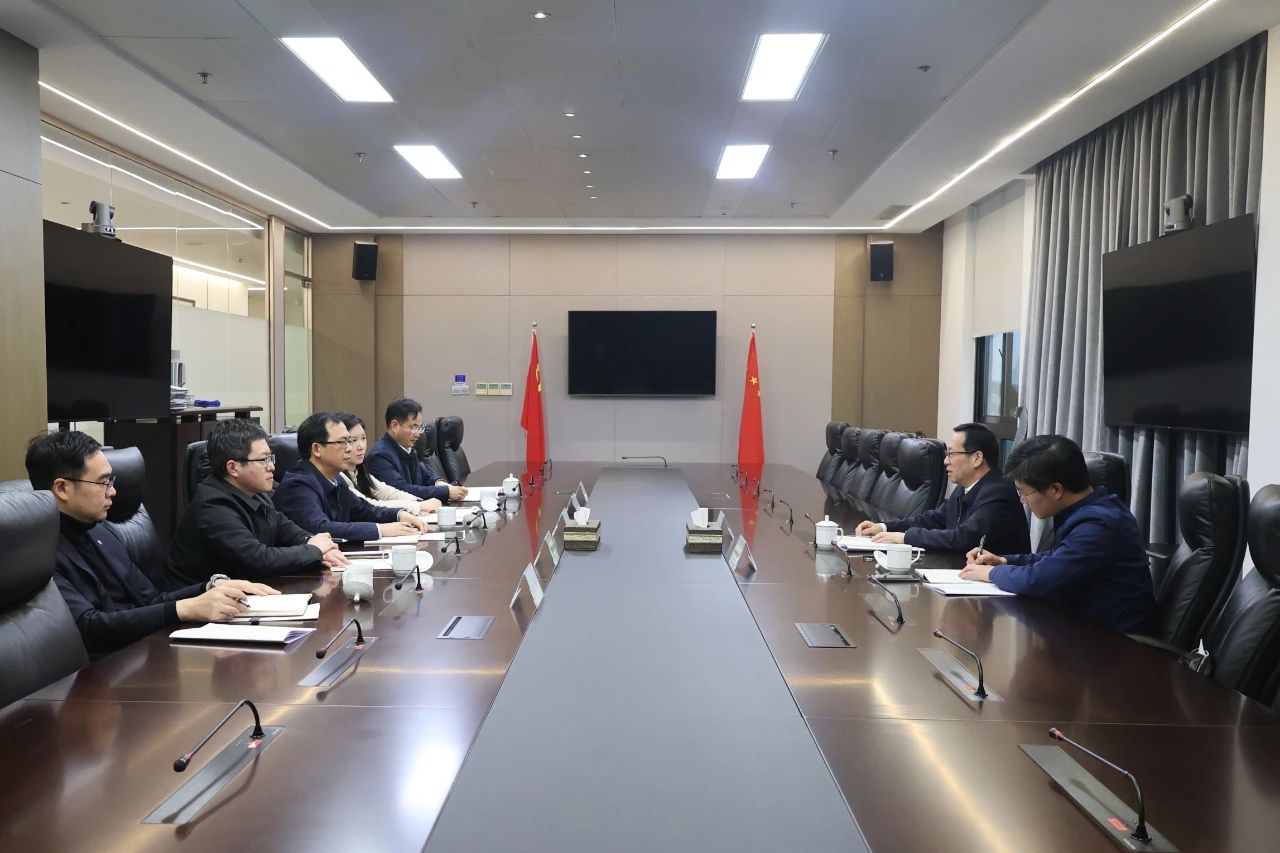 省國資委黨委專職副書記蒲曉斌到省二輕集團調(diào)研